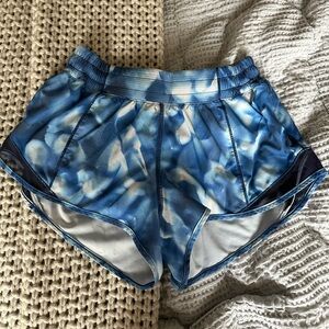 Lululemon Hotty Hot shorts